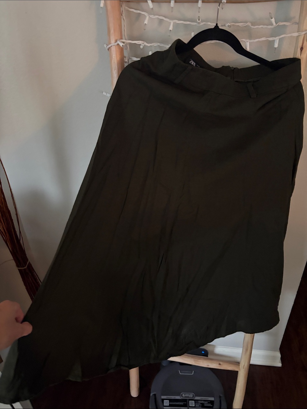 Zara Olive Green A-Line Midi Skirt